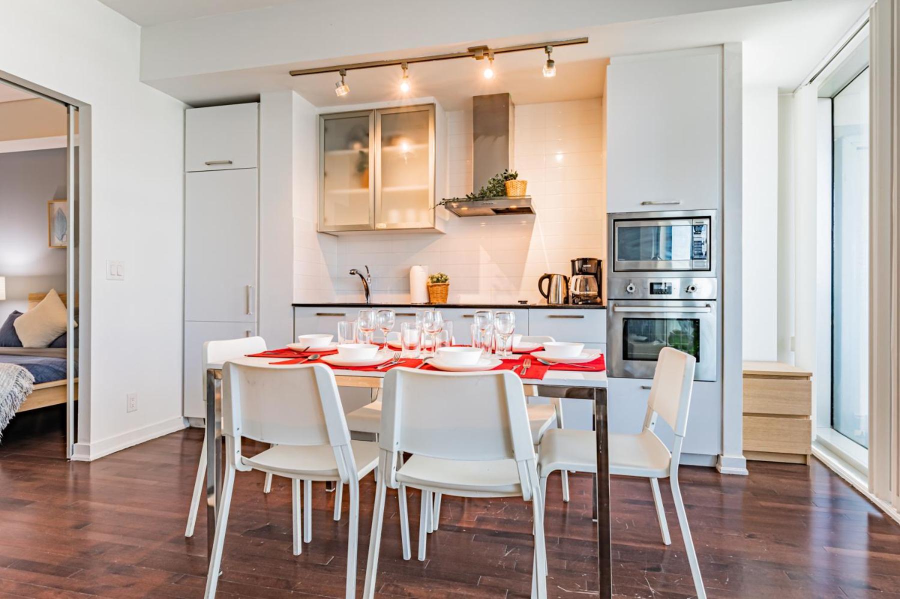 York Suites 5 Торонто Экстерьер фото